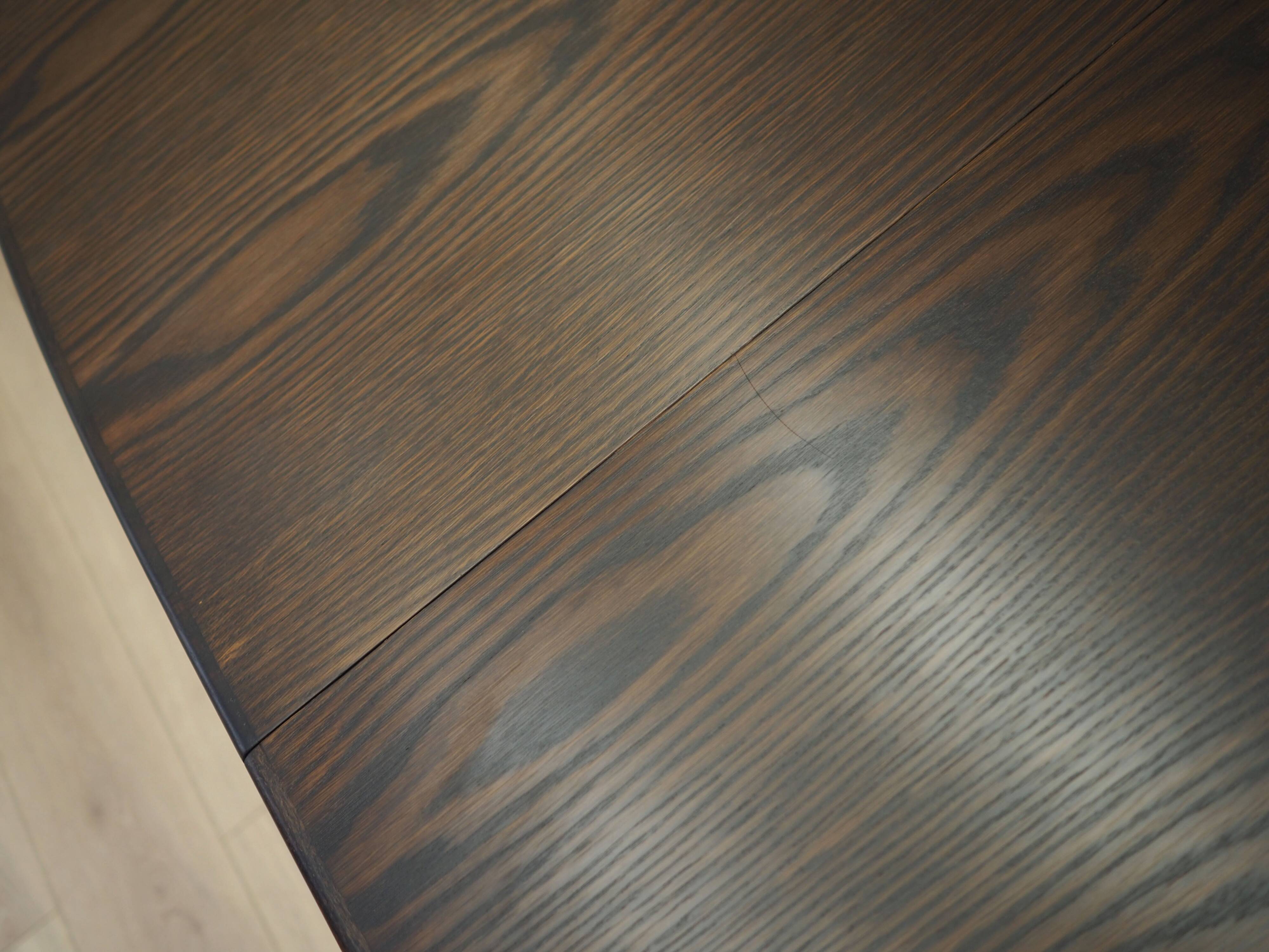 Oak table, Danish design, 1970s, manufacturer: Skovby