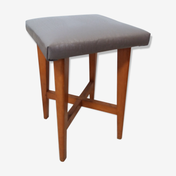 Stool leatherette