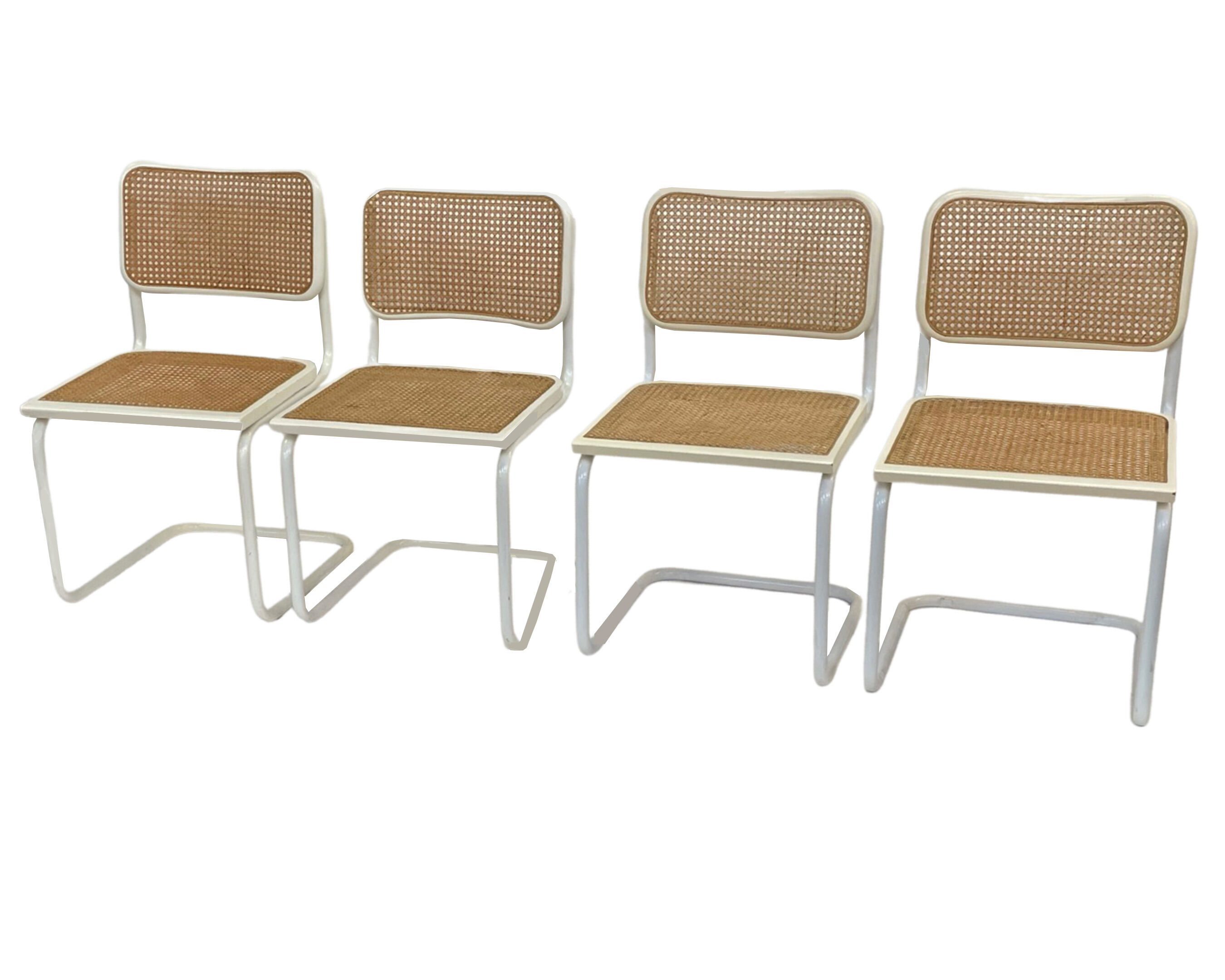 Set of 4 Cesca b32 model chairs in white