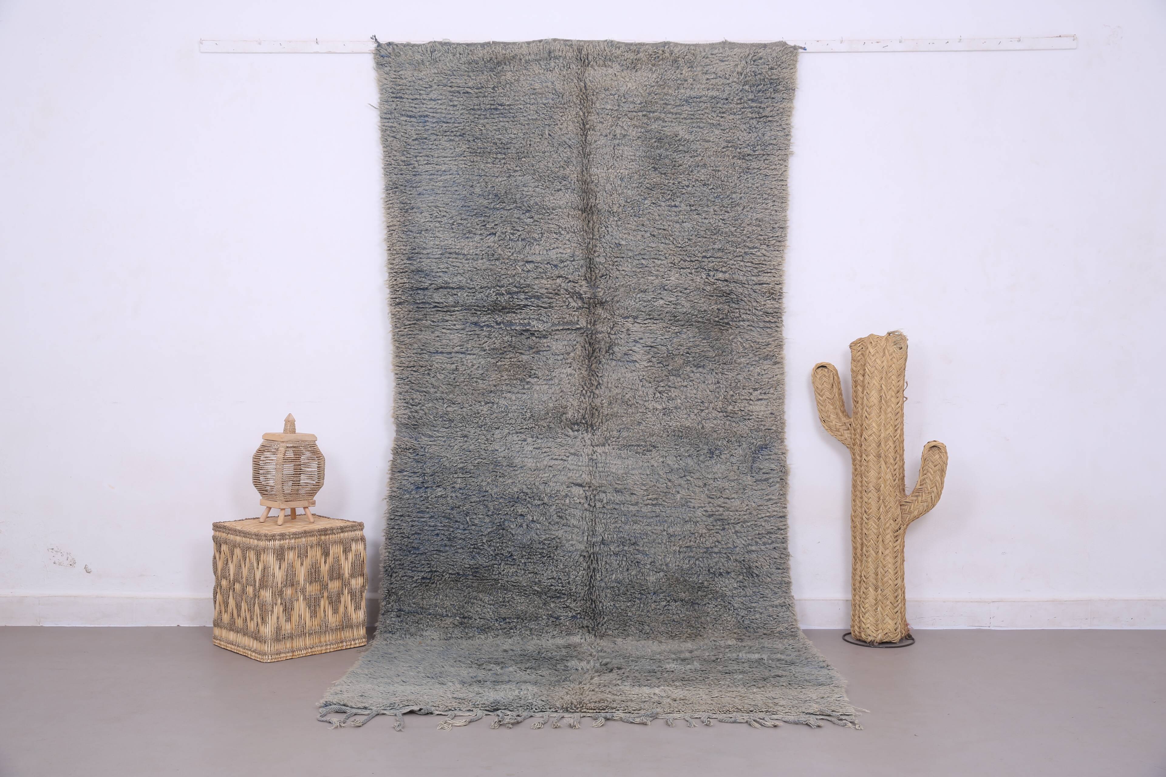 Pale Vintage Moroccan Rug 137 x 295 cm - Berber Wool Rug - Handmade Rug