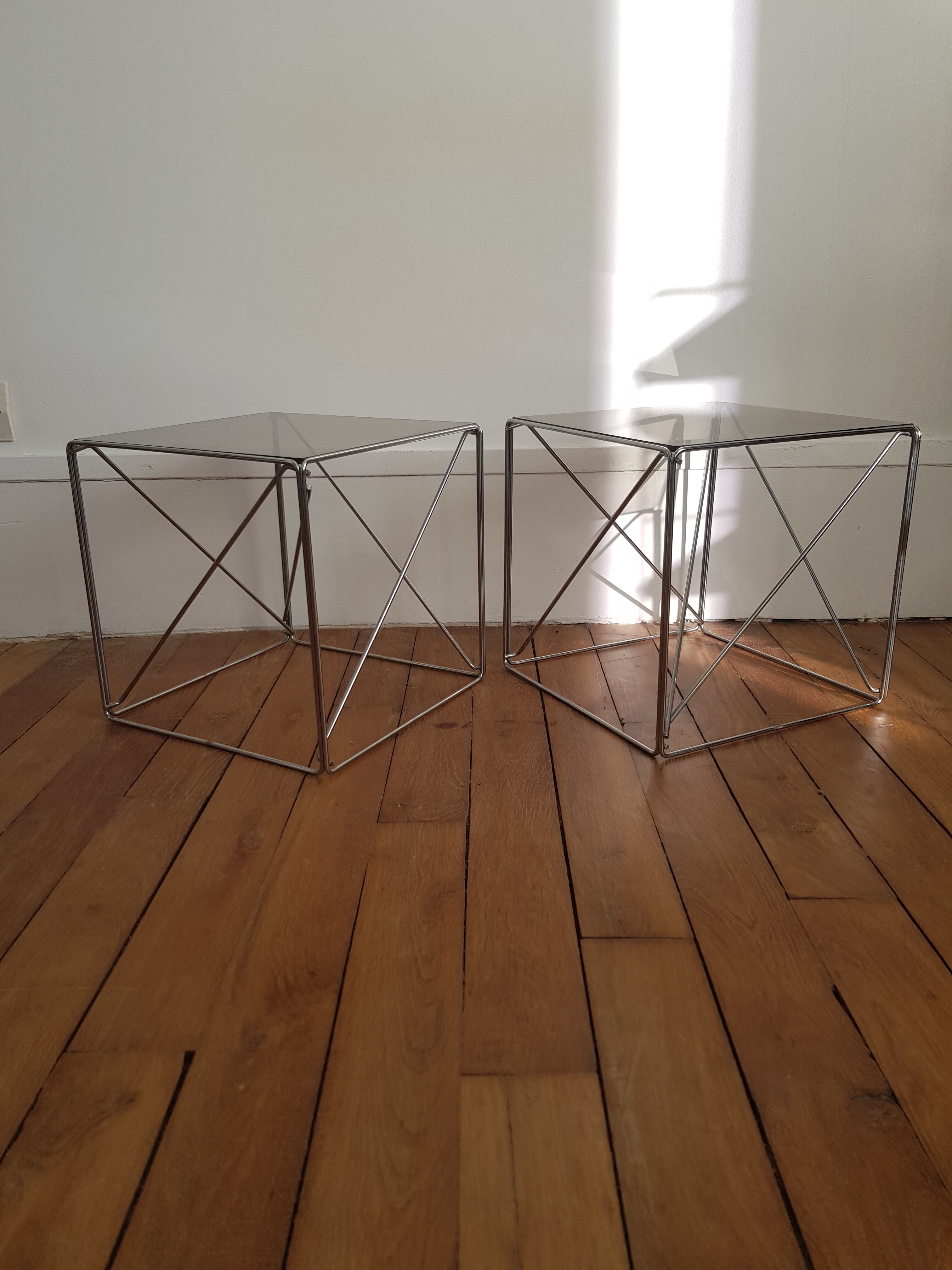Model iscocèle coffee tables by Max Sauze