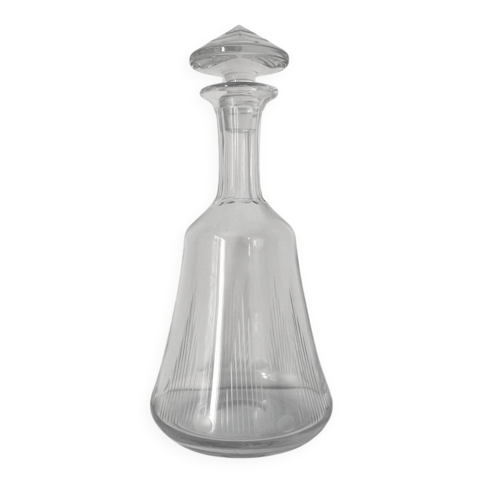 Art Deco whisky carafe in cut and engraved glass