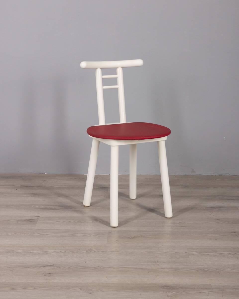 Set of 4 vintage 1980s chairs in wood and red vinyl, italian design