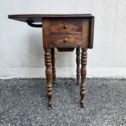 Table d'appoint, de toilette ancienne en bois