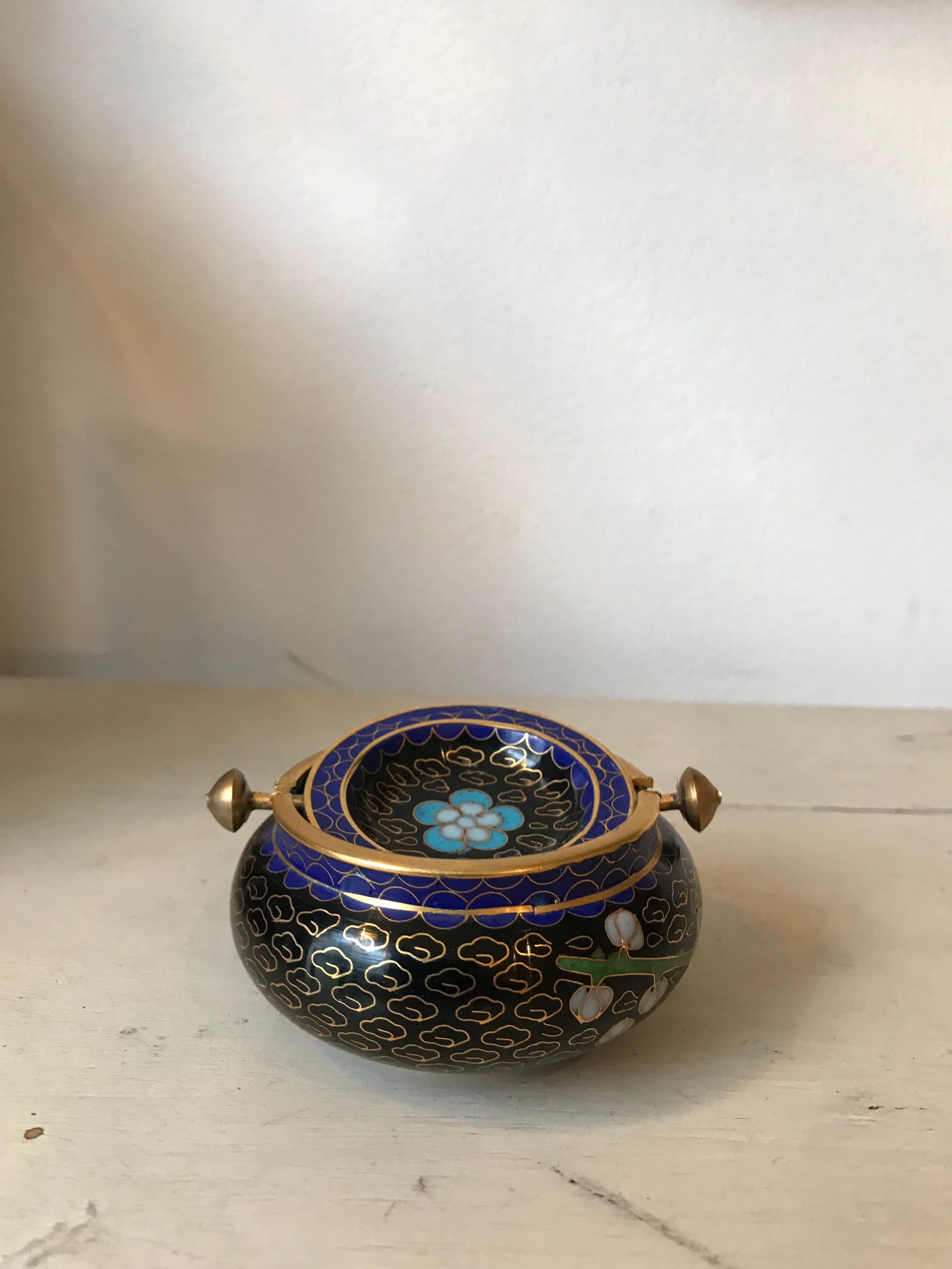 Ashtray burns incense in bronze enamelled floral decoration forget-me-not tones blue and black