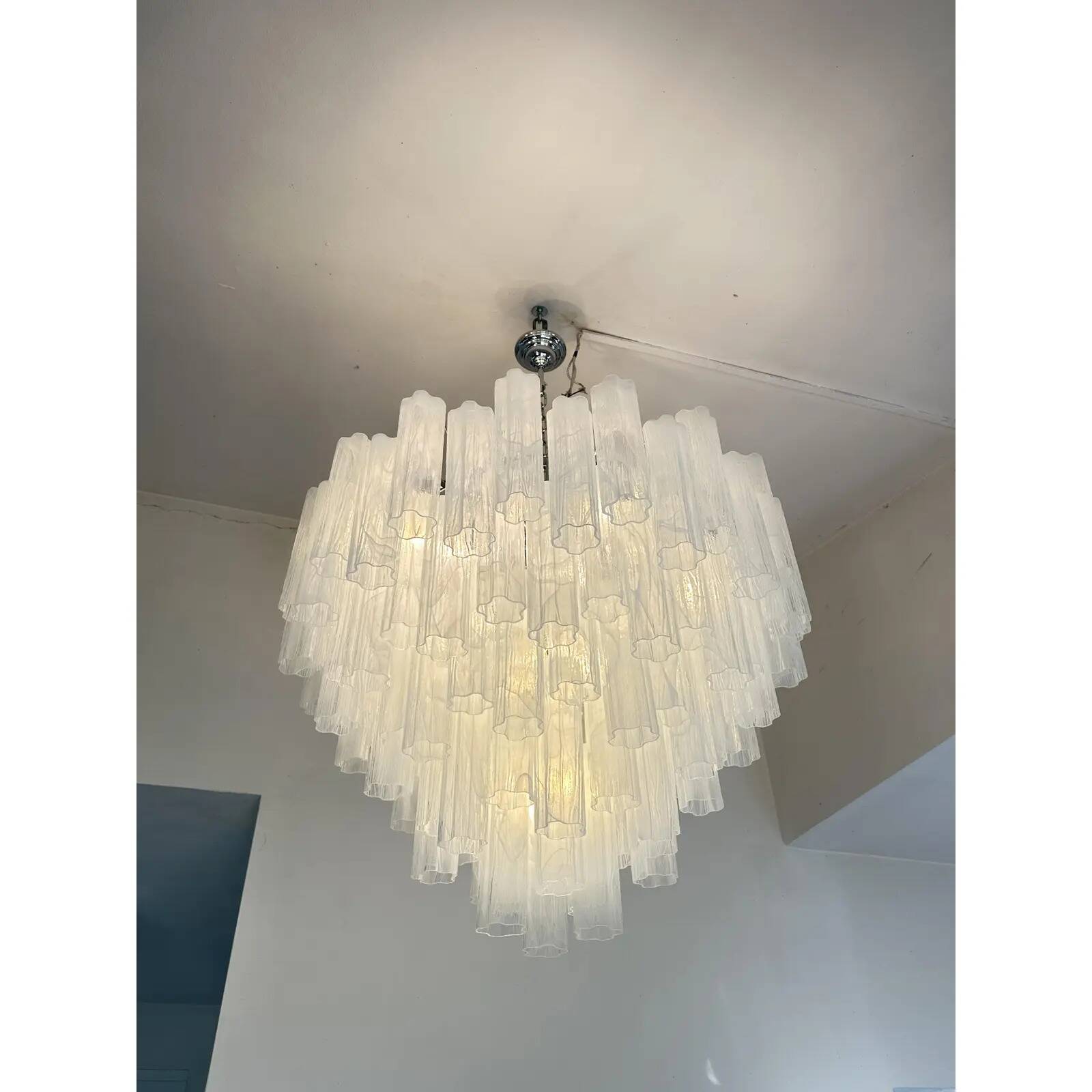 Modern Large Venetian White Alabastro Tronchi Murano Glass Chandelier