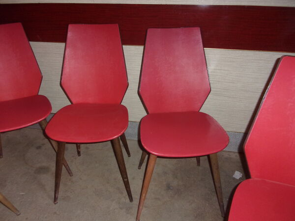 Lot de 5 chaises 1950 1960 rouges pieds compas