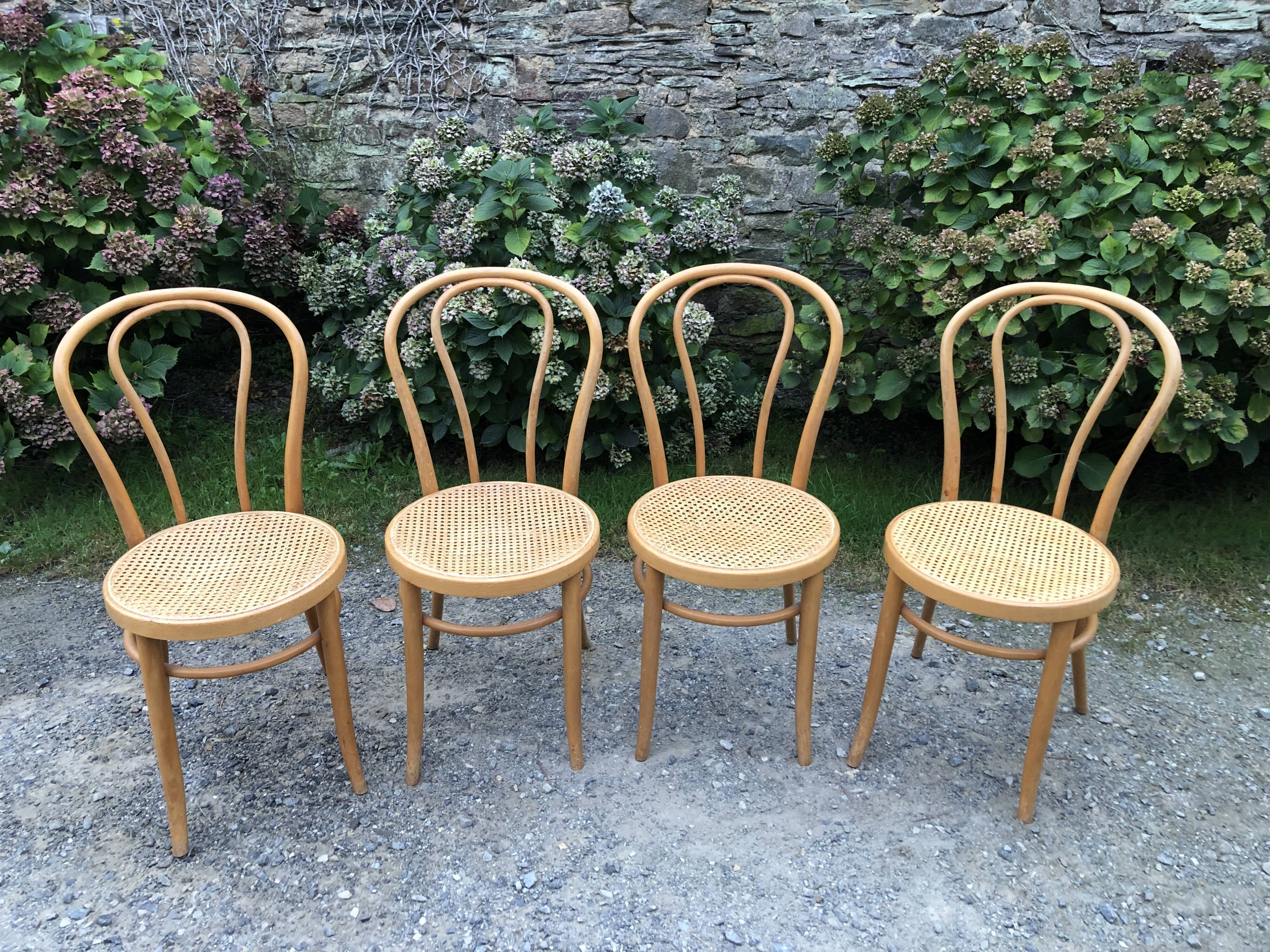 4 chaises bistrot vintage cannées