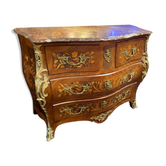Tomb Chest of Drawers