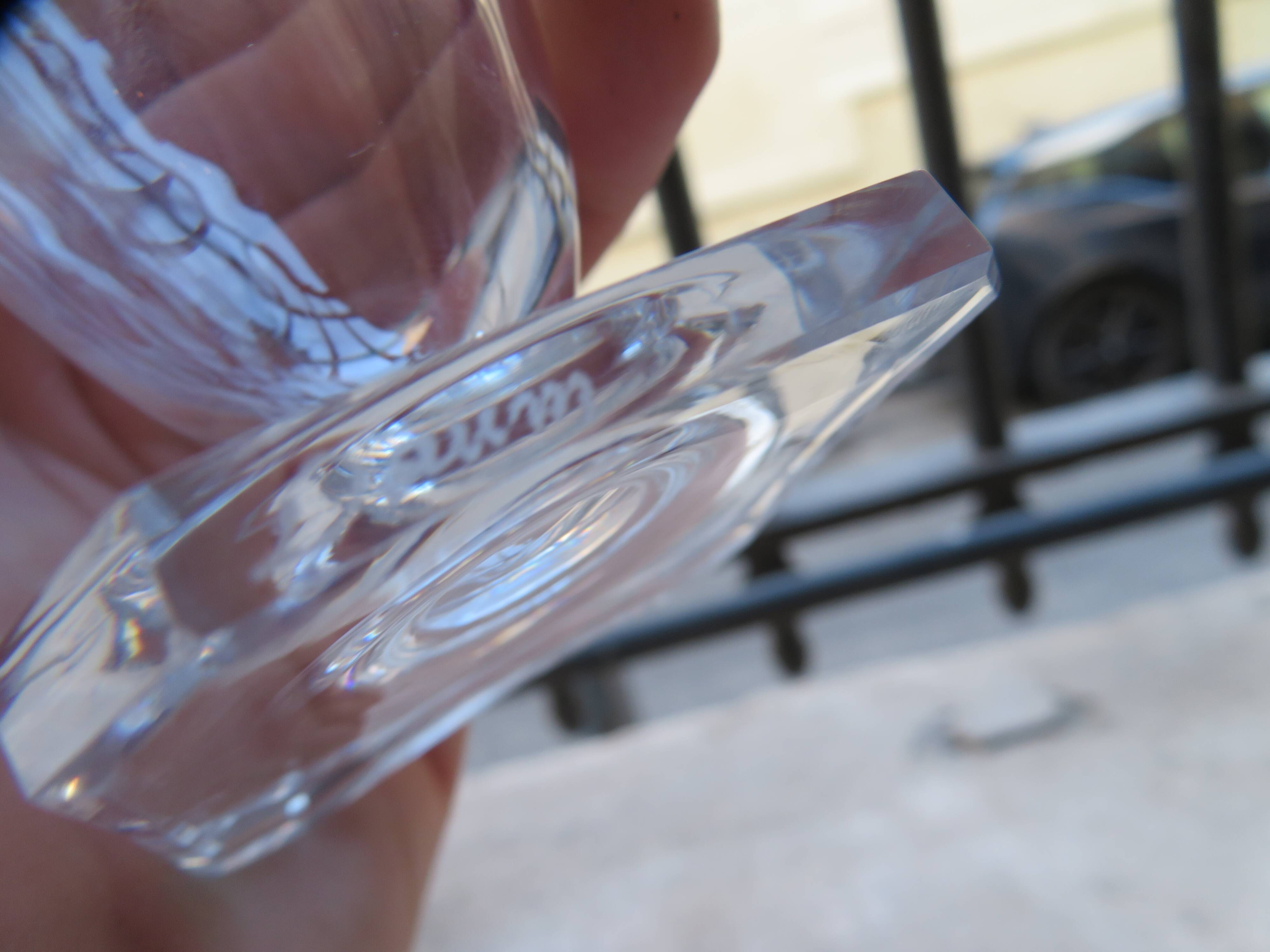 3 white wine glasses 11cl Daum crystal with square art deco base h 9.3cm