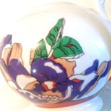 Porcelain pourer
