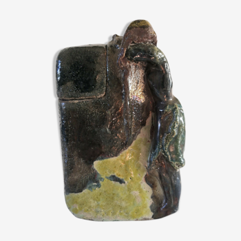 Rare Raku ceramic, box to the representation of a woman