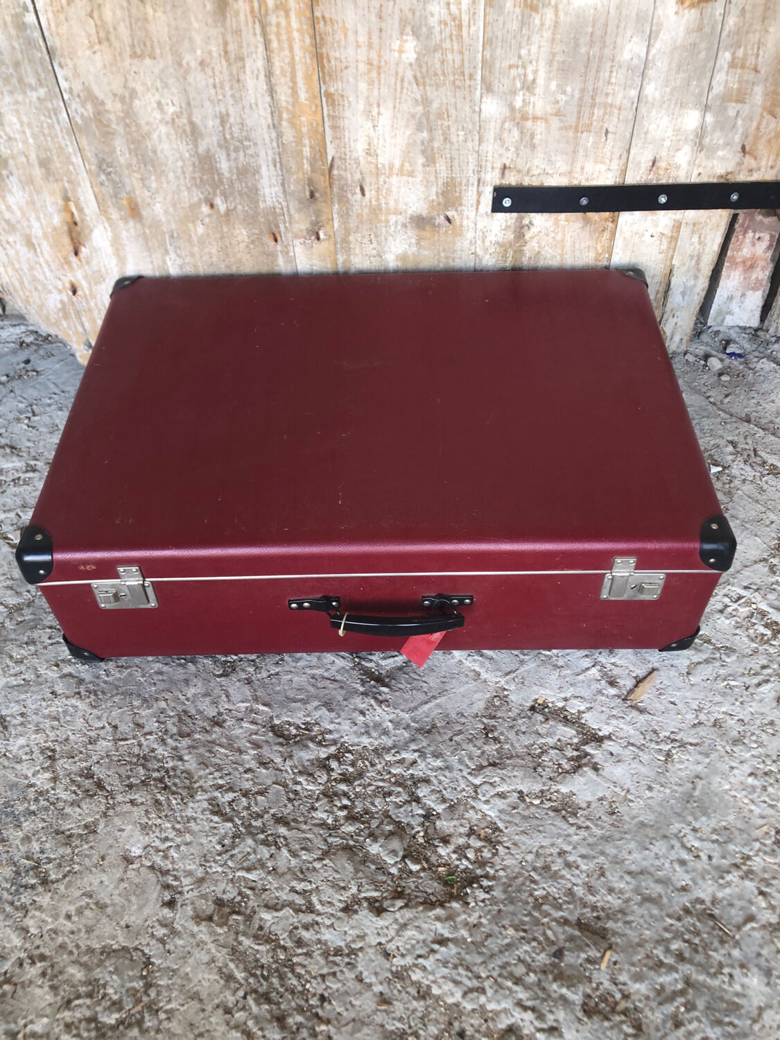 Old suitcase red cardboard bordeaux clasp metal vintage
