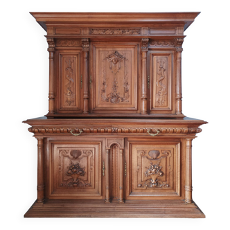 Renaissance sideboard in 19th century blond walnut