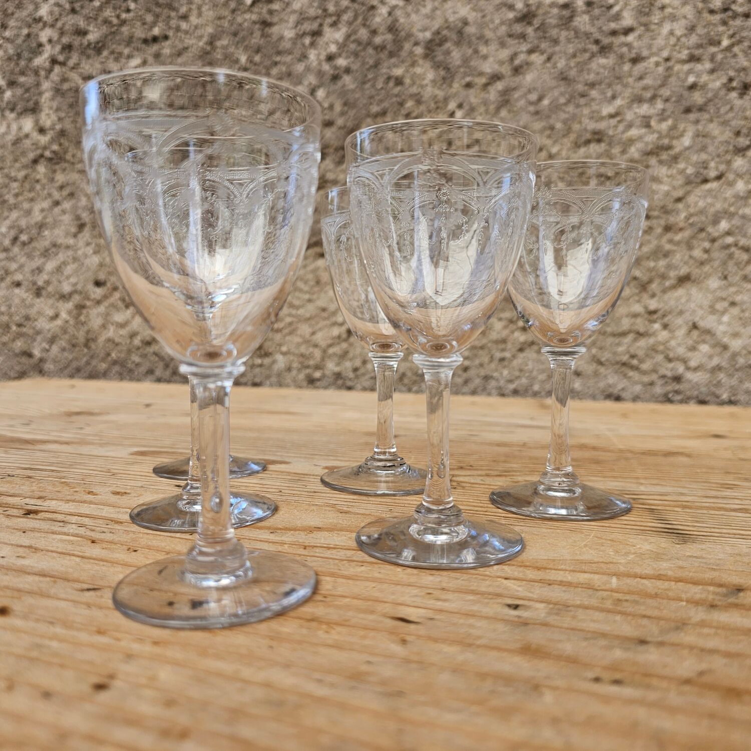“Manon” St-Louis wine glasses