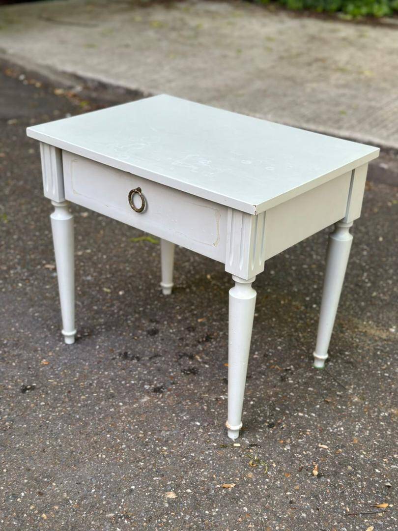 Vintage bedside table Gauthier from the 1980s.