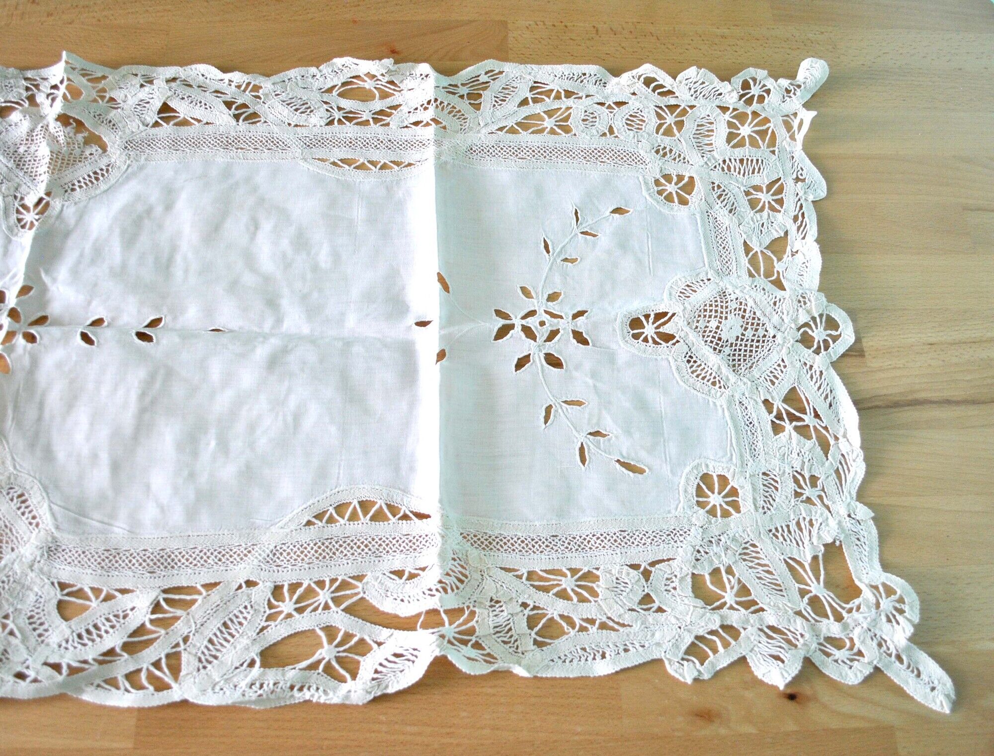 Vintage table runner lace tablecloth and openwork cotton embroidered 105x45 cm