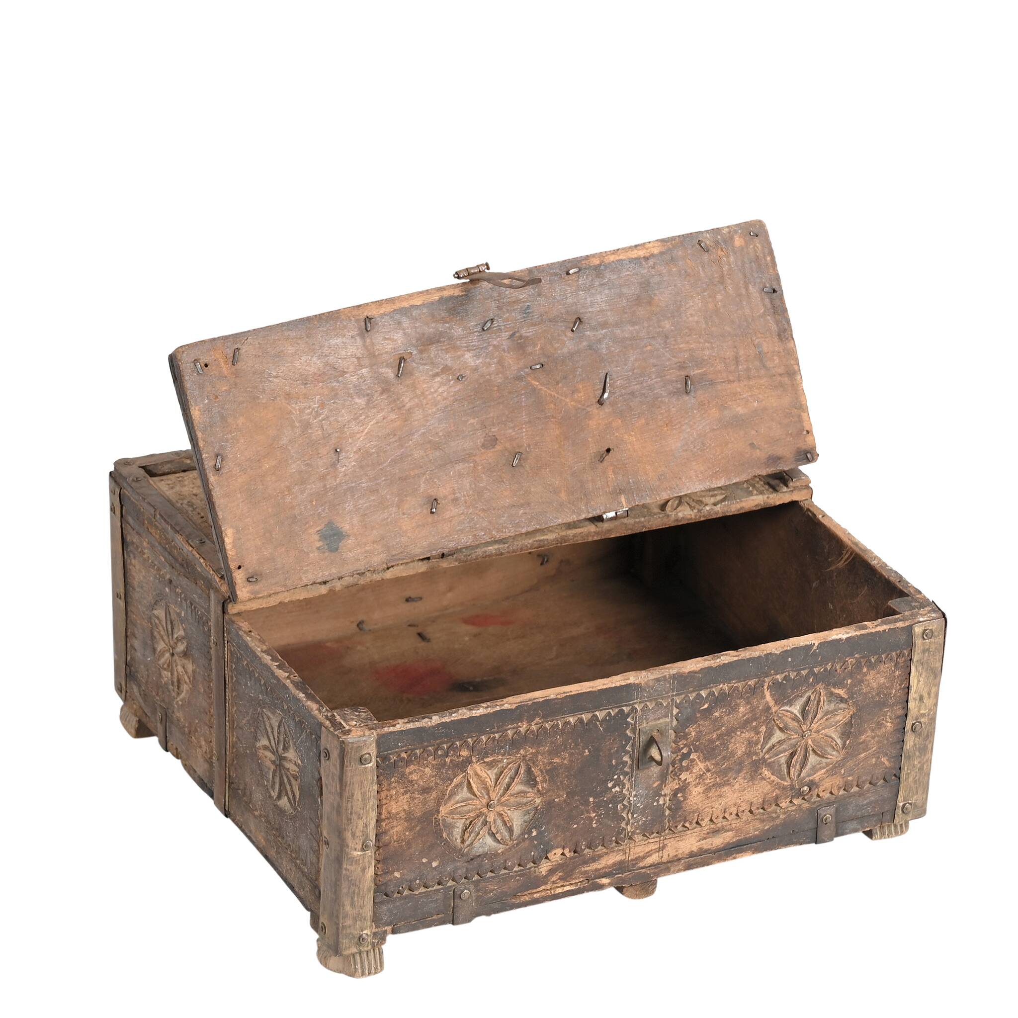 Peti - Wooden dowry chest n°14