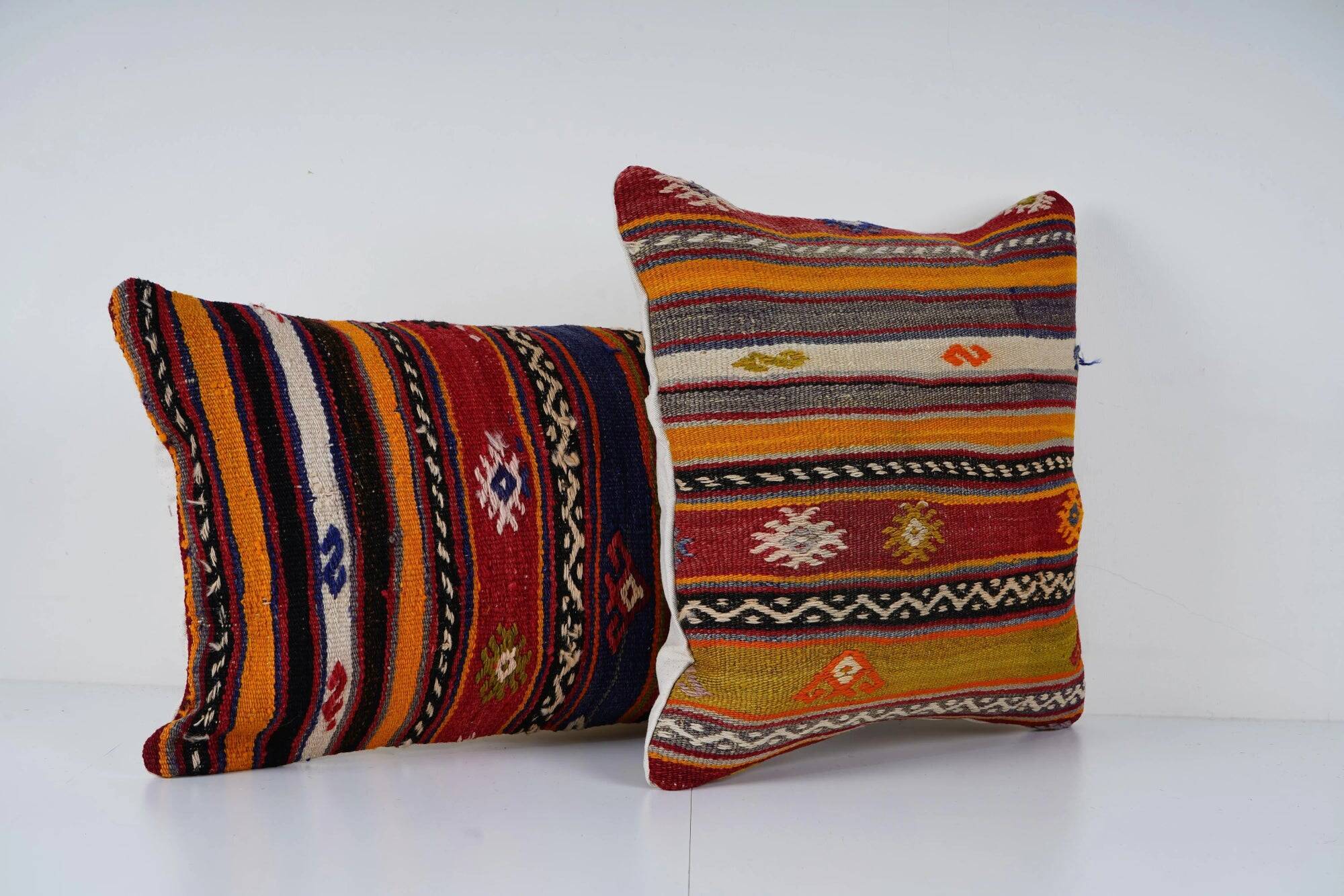 Set of 2 vintage Turkish cushion covers 41x61 cm