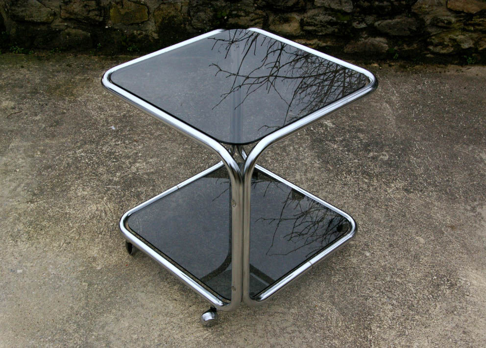 Rolling coffee table 70s