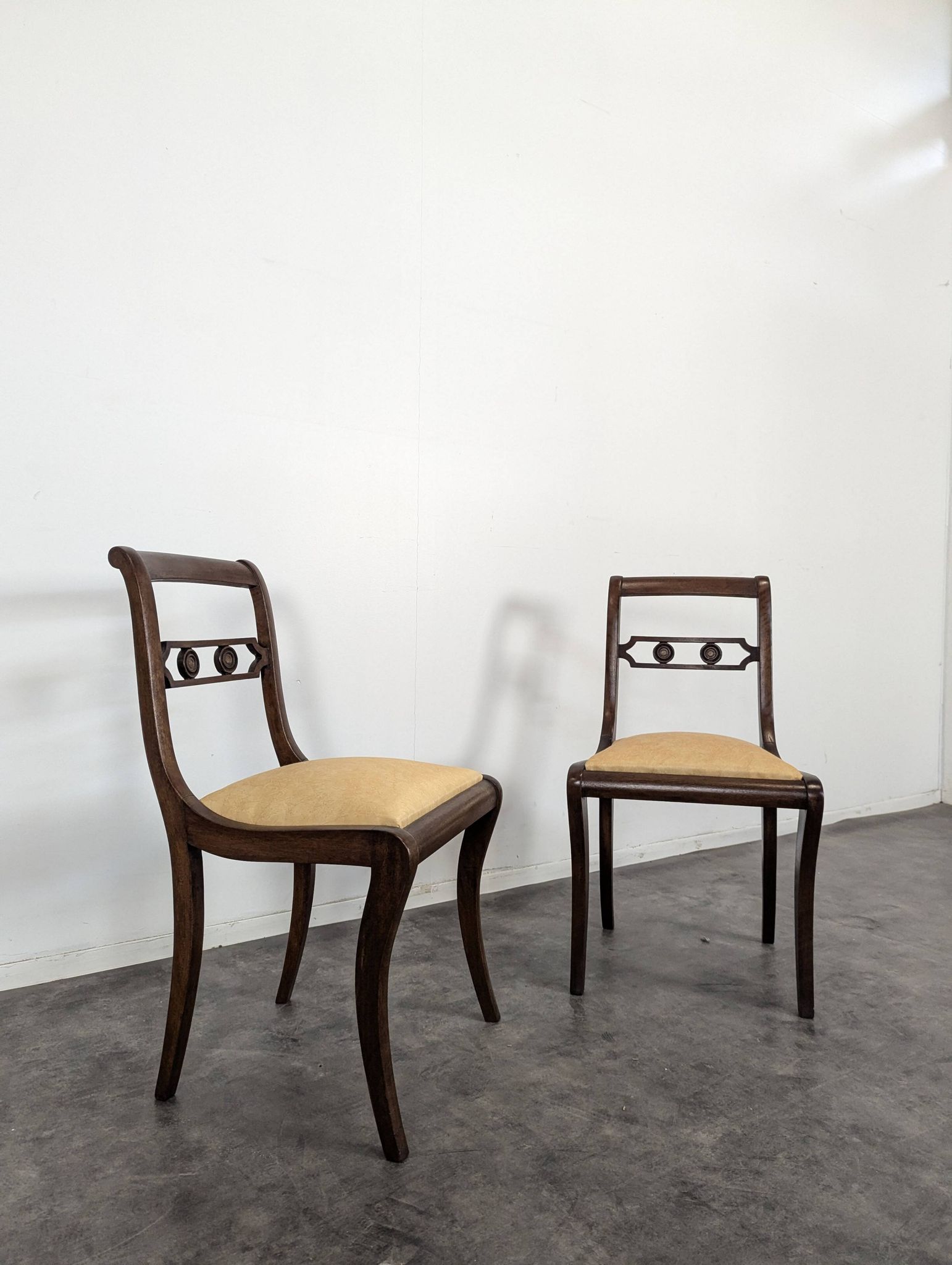 Pair of English style chairs