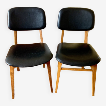 Lot de 2 chaises vintage skaï noir (simili cuir) et bois, style scandinave