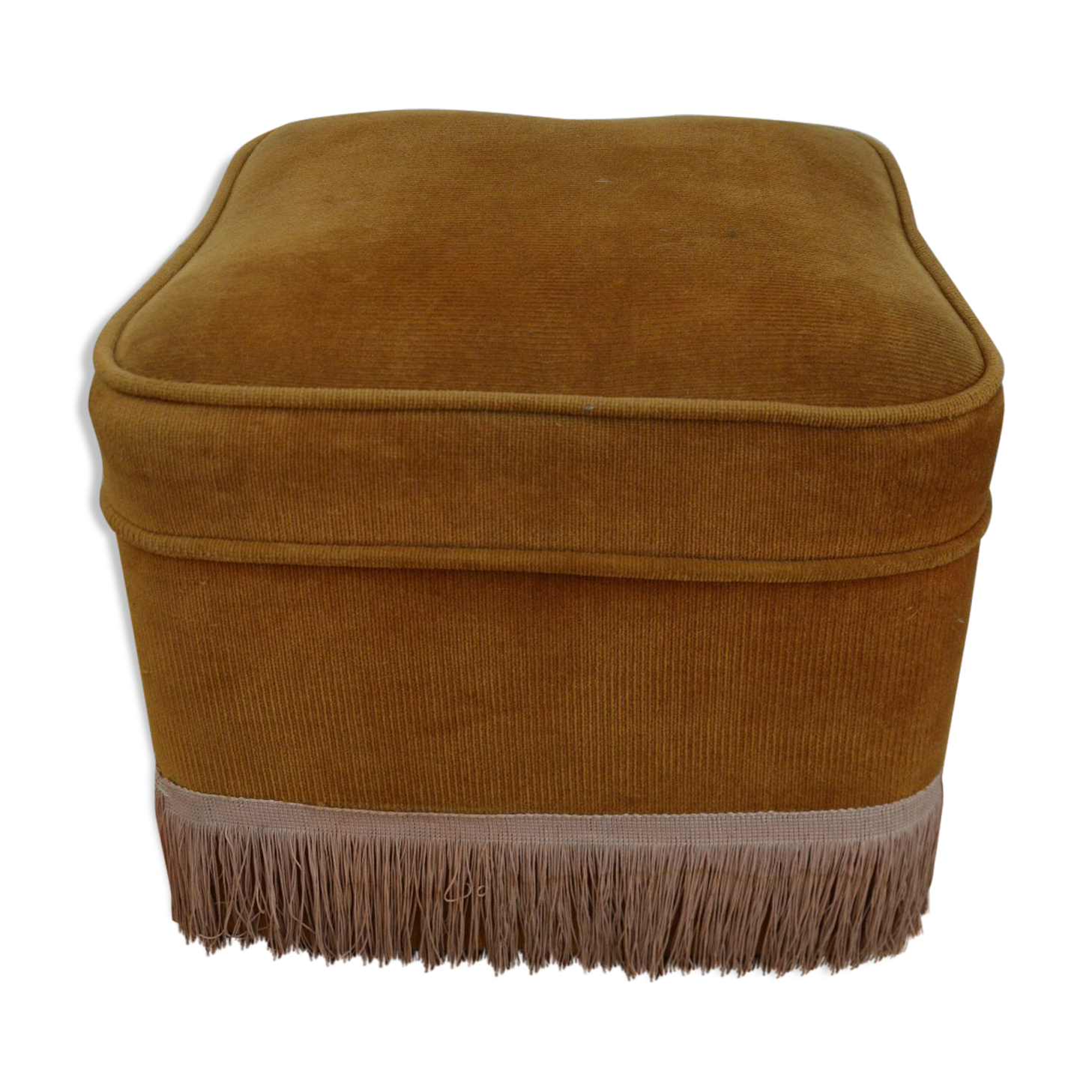 Mustard velvet pouf with fringes