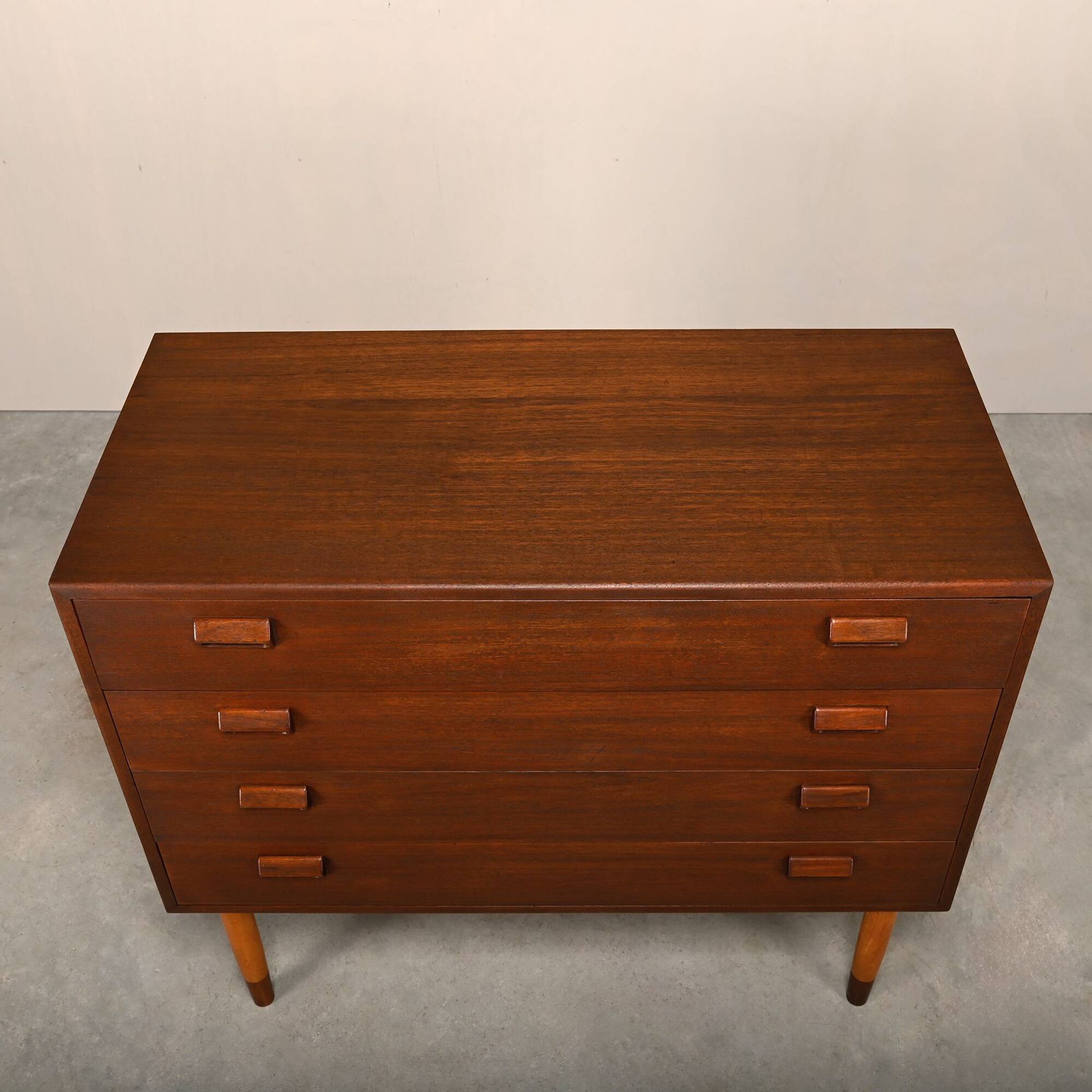Commode en teck et hêtre de Børge Mogensen, Søborg Møbler