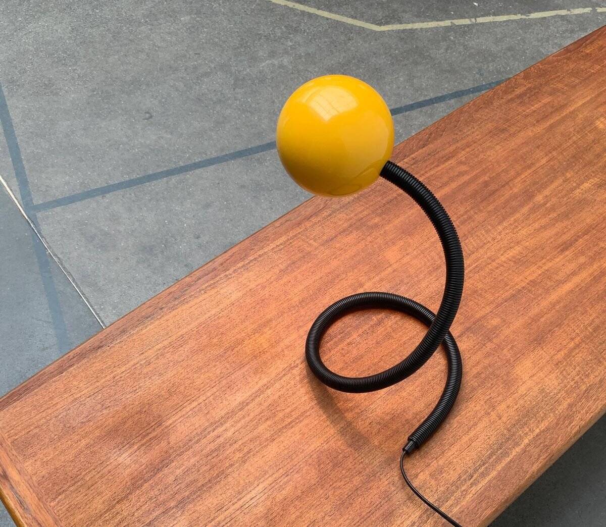 Vintage cobra snake table lamp