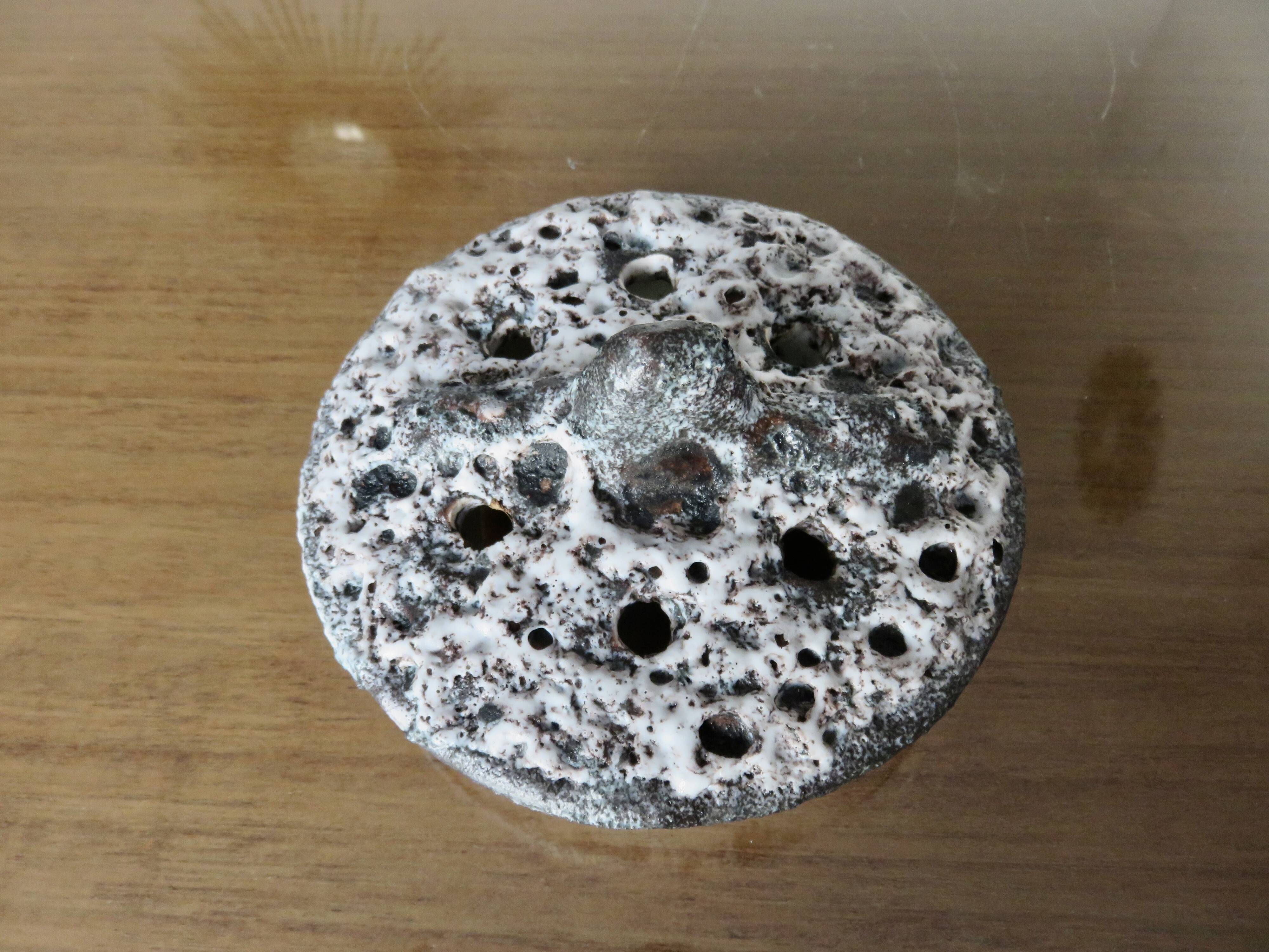 Fat lava tripod flower spike vase