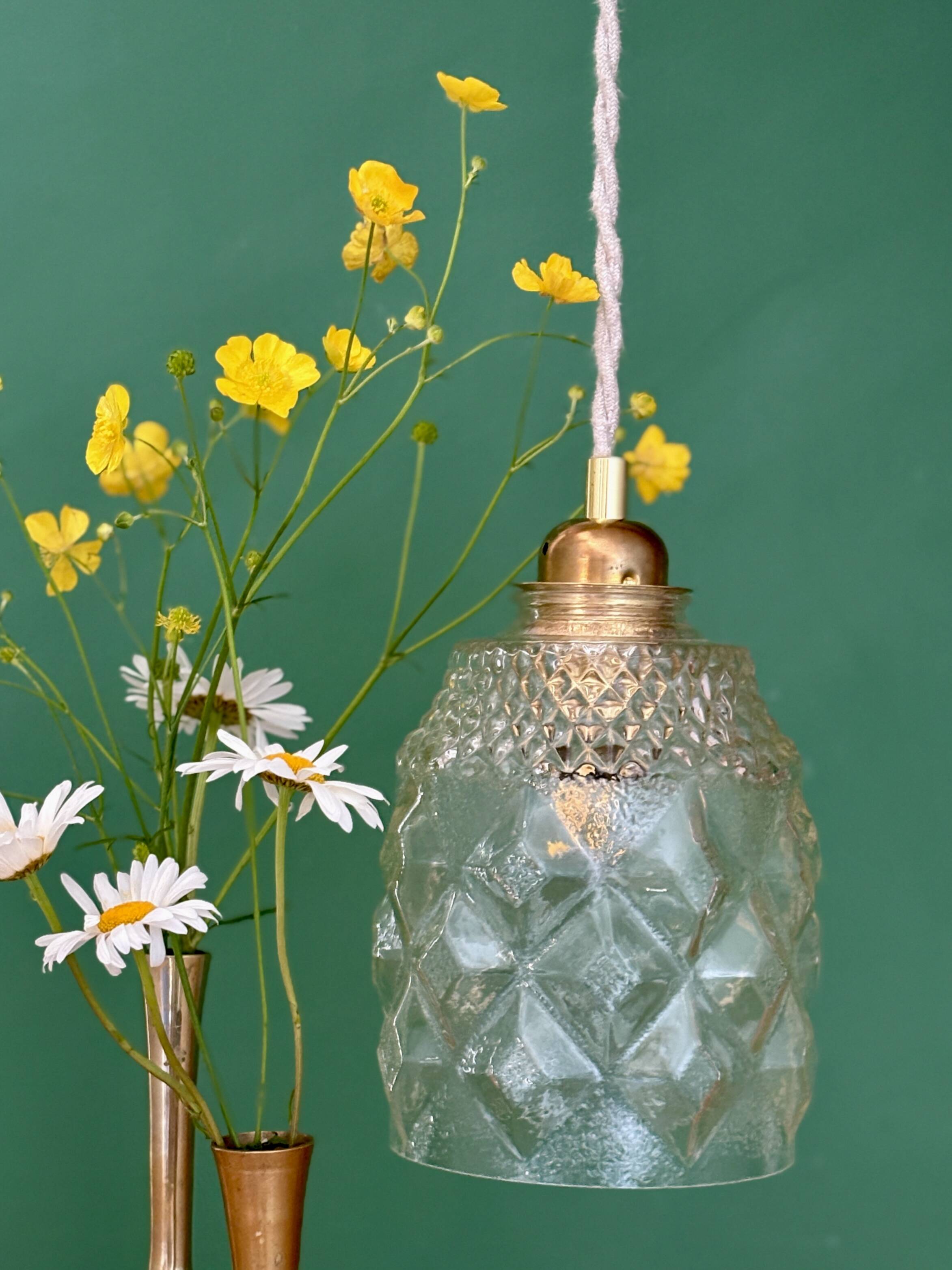 Suspension globe vintage en verre