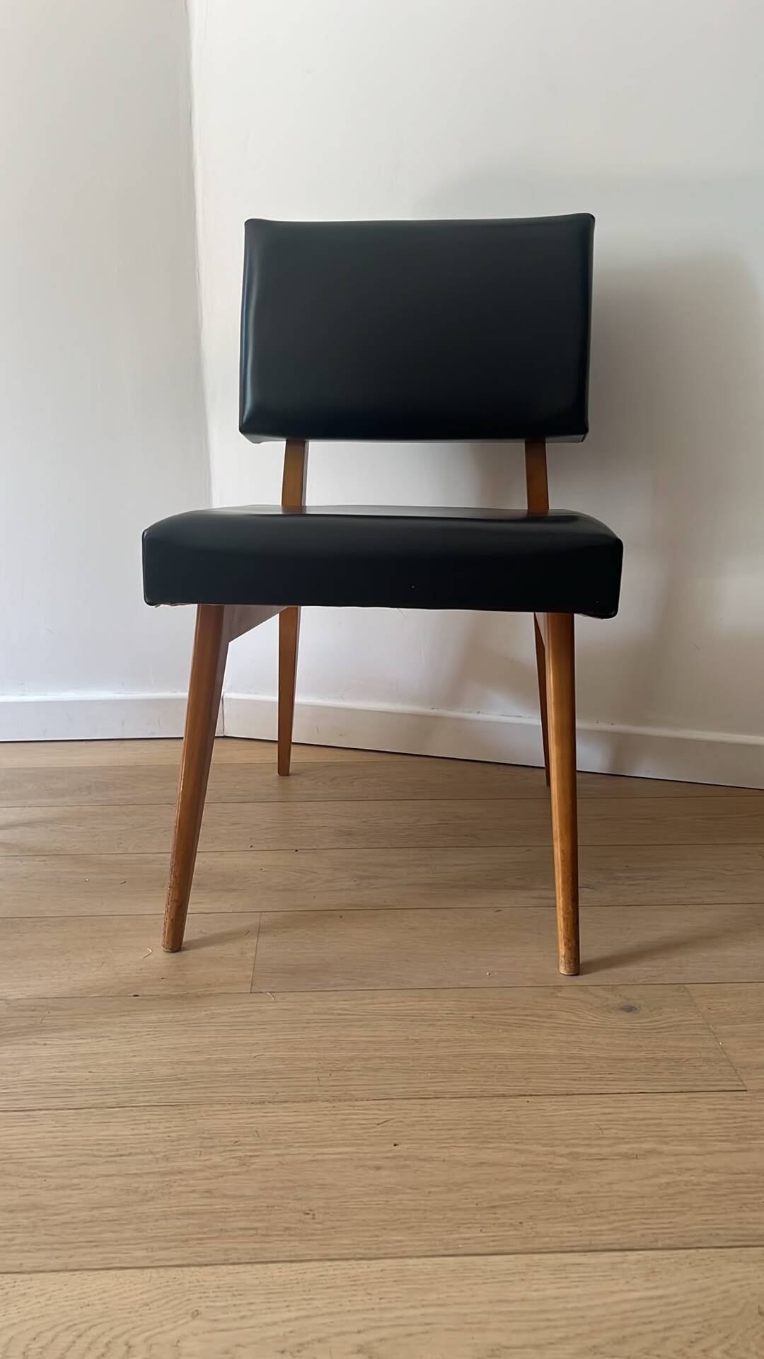 Paire de chauffeuse midcentury