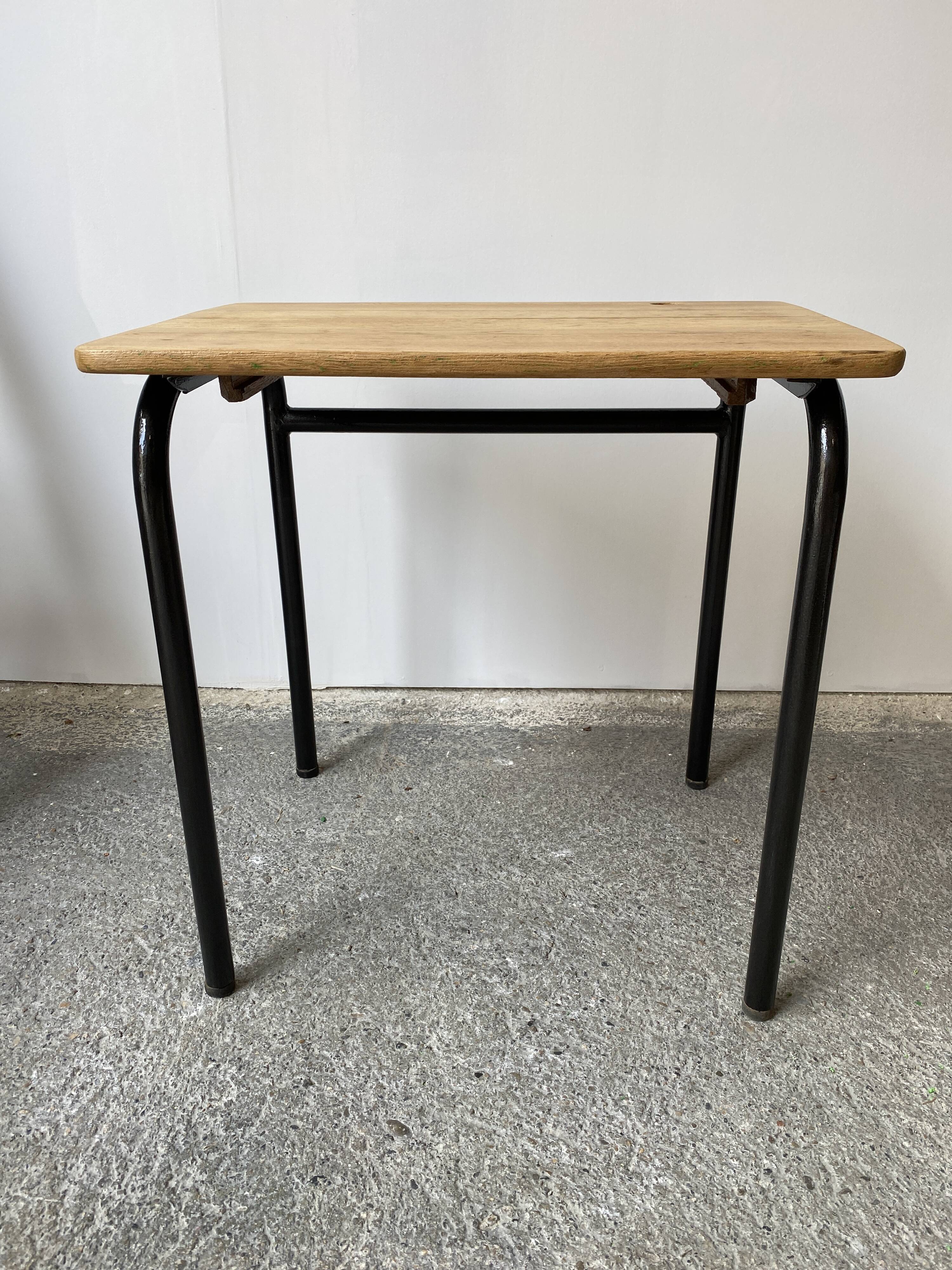 Bureau d'écolier années 60
