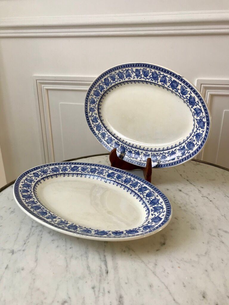 Duo of oval flat terre de fer u&c sarreguemines model "syrah" late nineteenth
