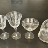 11 Large crystal glasses engraved Boch geometric pattern