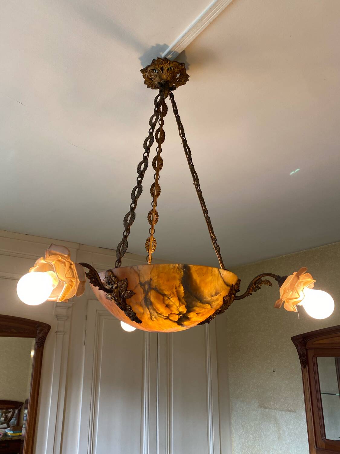 Art deco alabaster pendant light