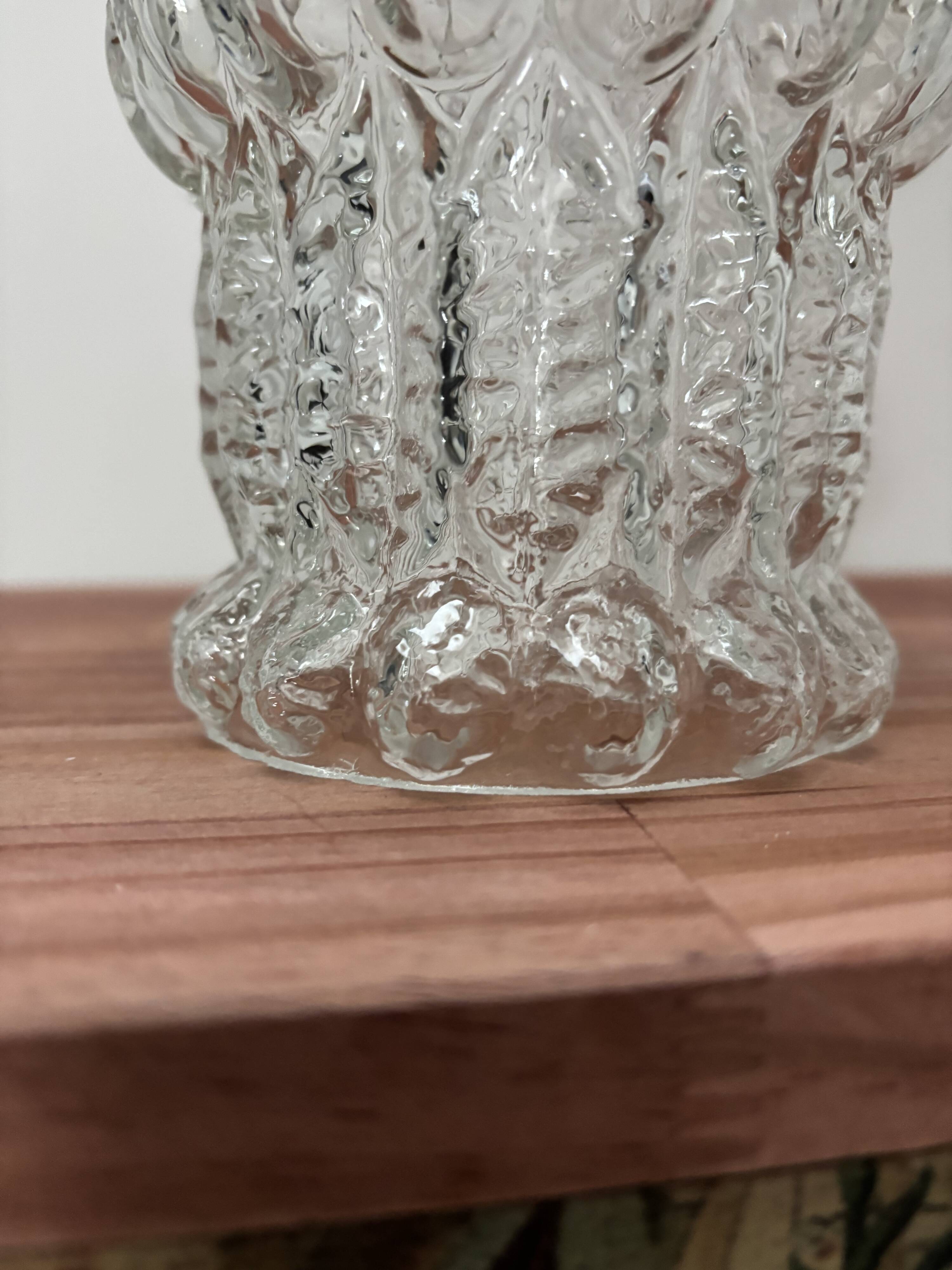 Applique murale dorée