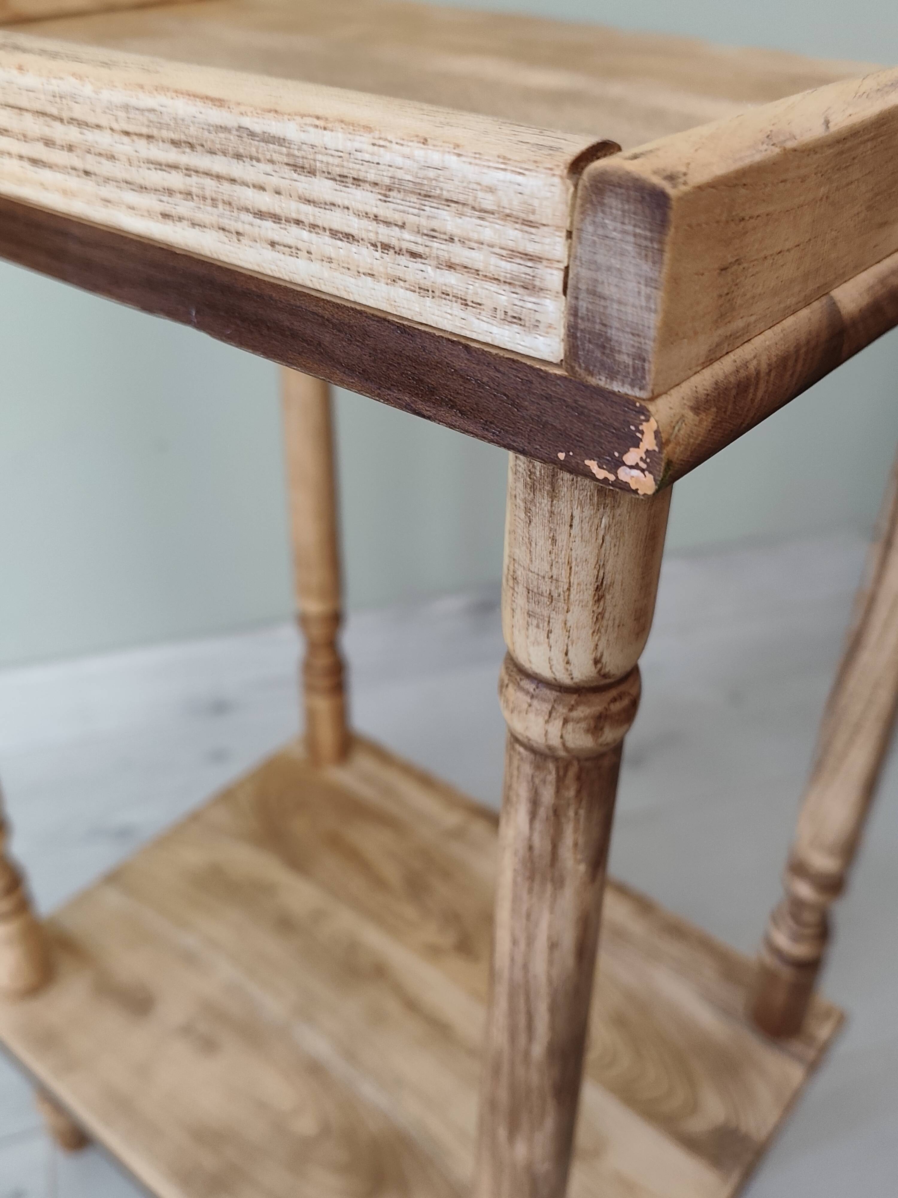 Small accent piece in solid wood