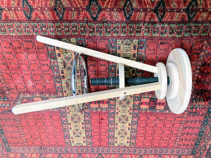 High screw tabout with a metal foot rest