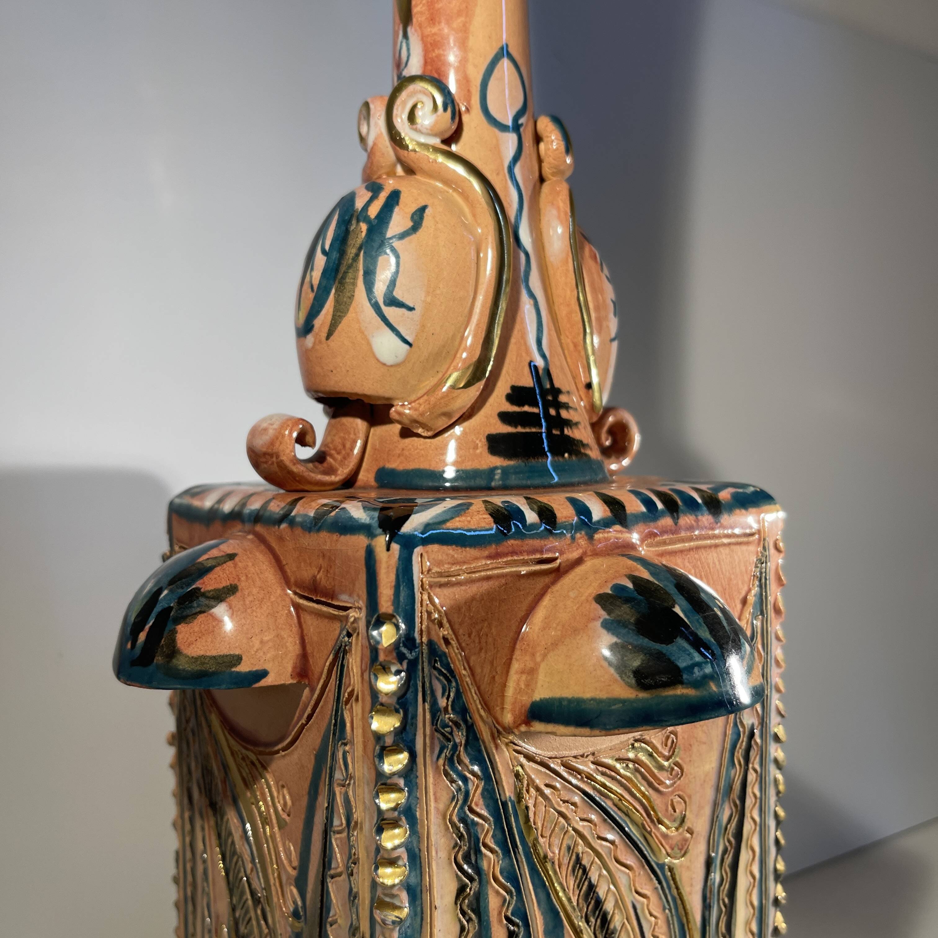 Master of Nimy, 4-handled vase (49cm) with plant decoration