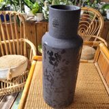 Large matte/glossy textured vase