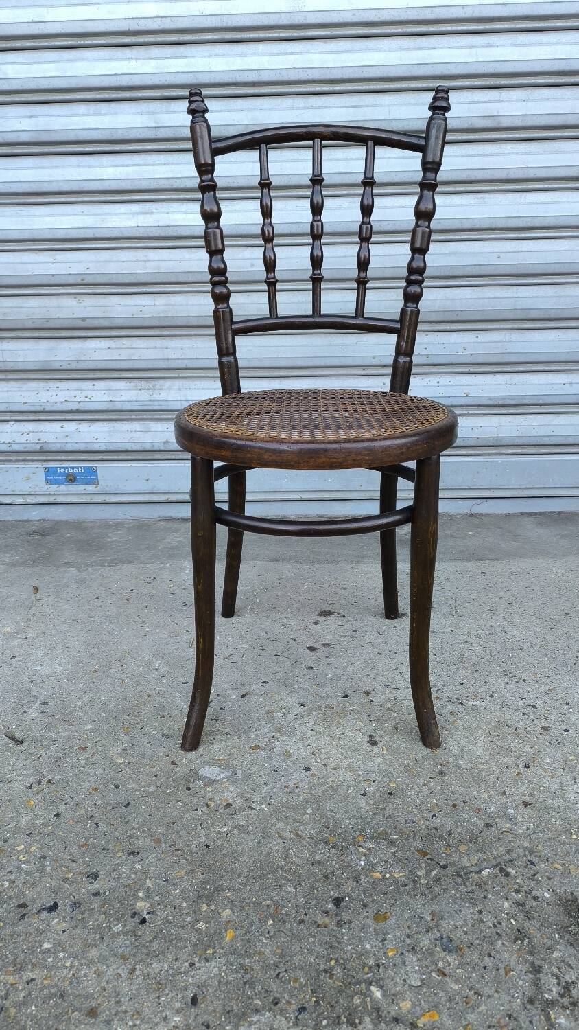 Mundus chair by Thonet Vienna Austria 1925