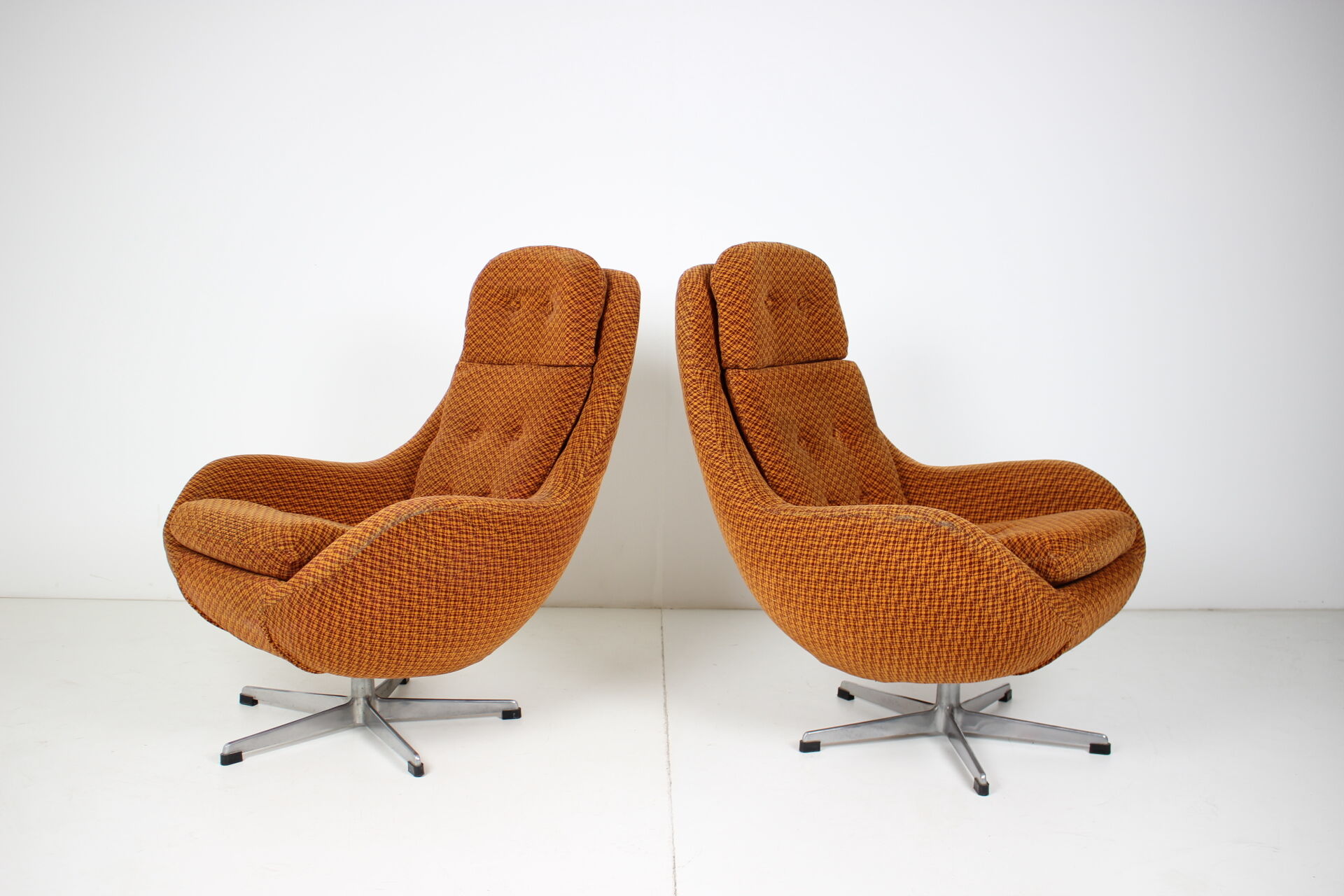 Set of two orange wing armchairs Interier Praha, Czechoslovakia