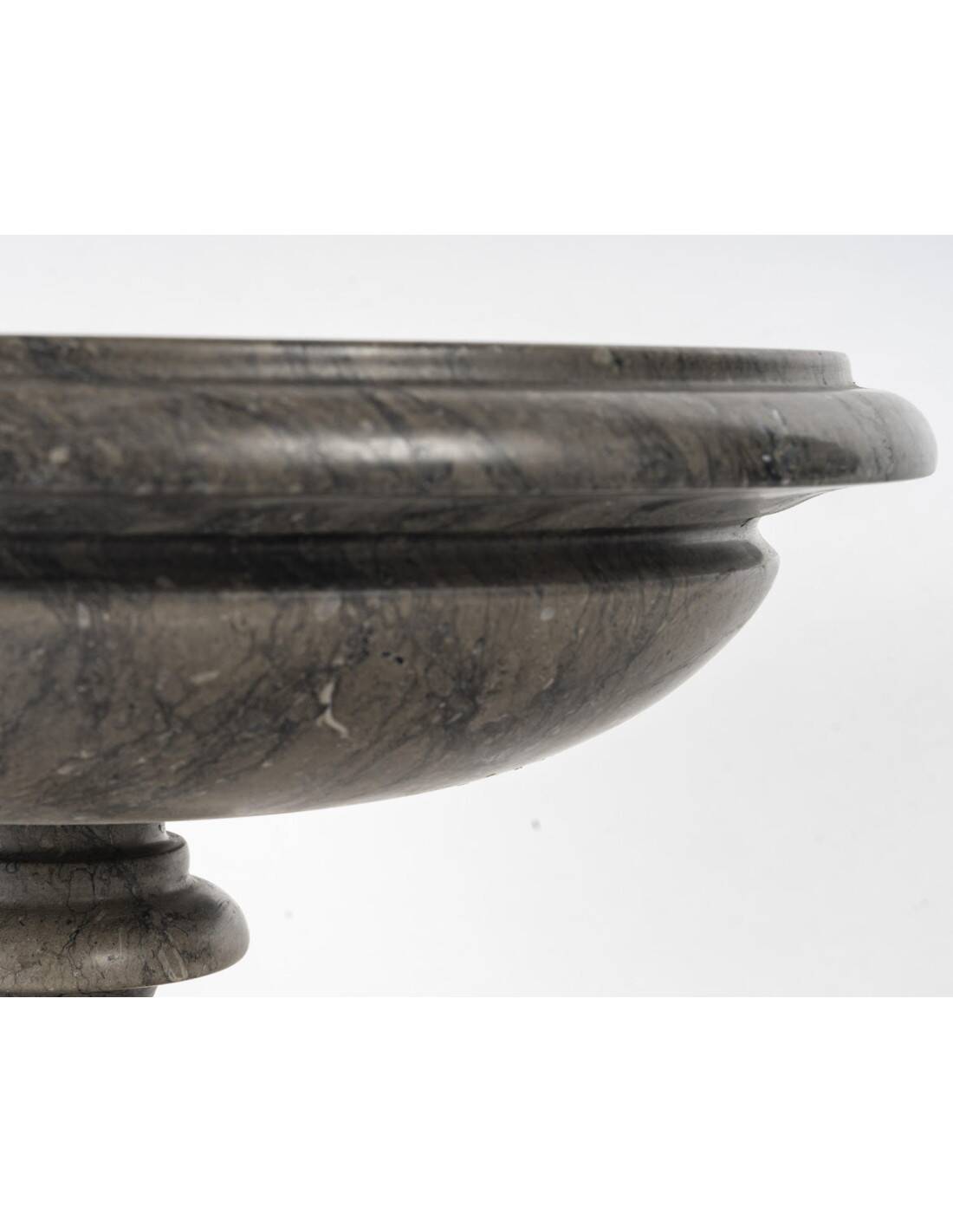 Marble cup, 20th century, Napoleon III style.