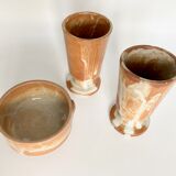Deux tasses et un sucrier en grès vintage