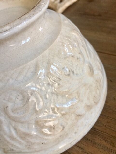 Beige bowl flower pattern
