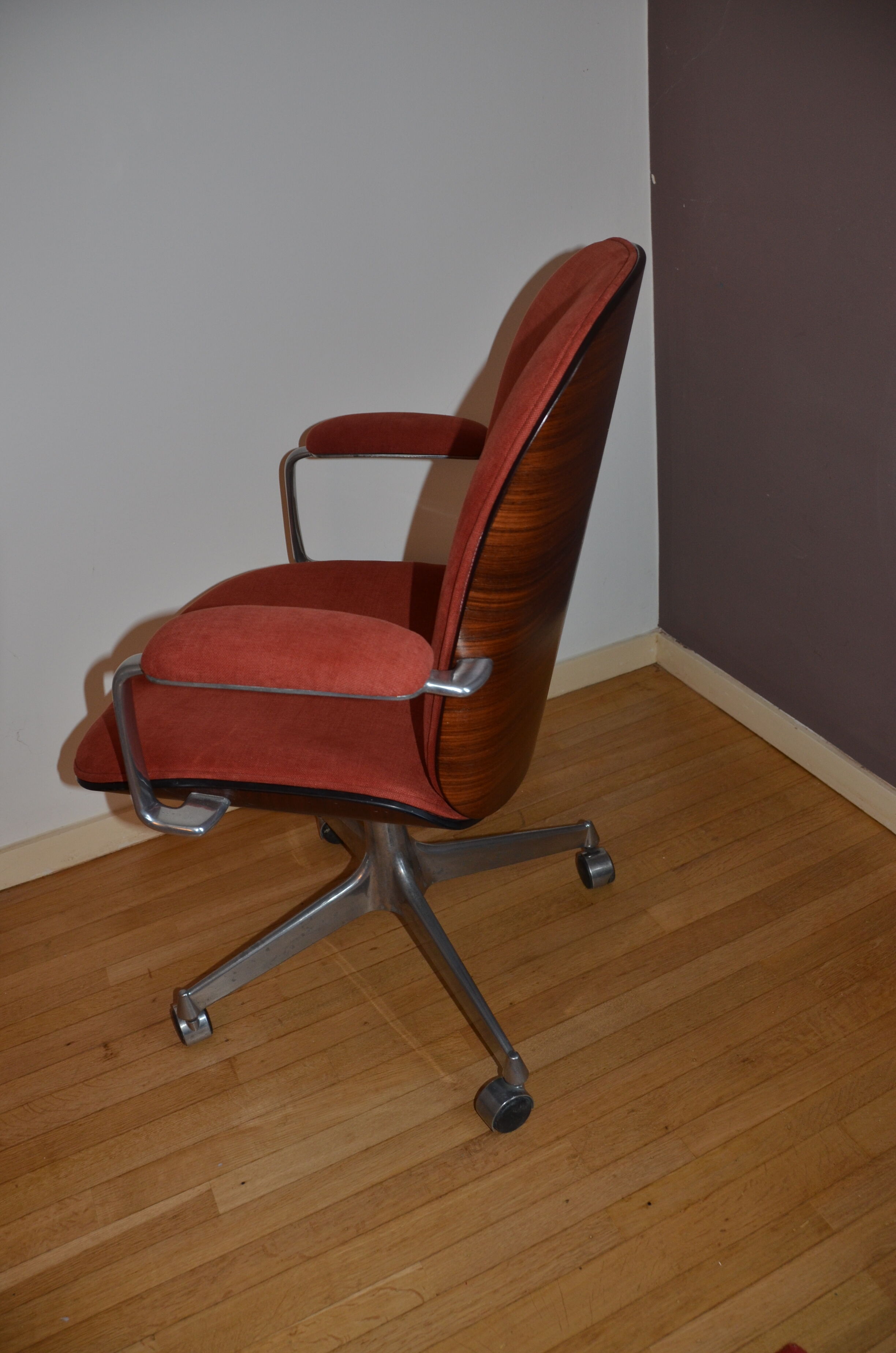 Ico Parisi office chair for MIM