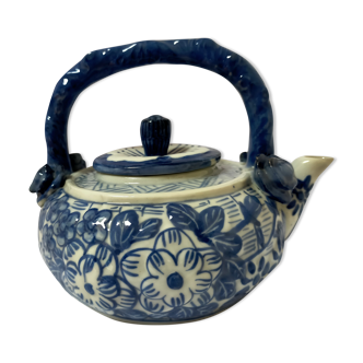 Théiere chinoise fleurie
