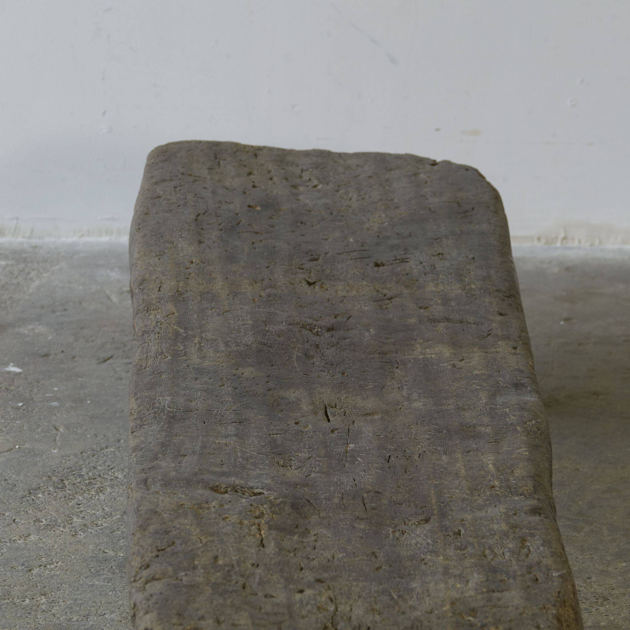 Angami - Authentic old Naga table n°6