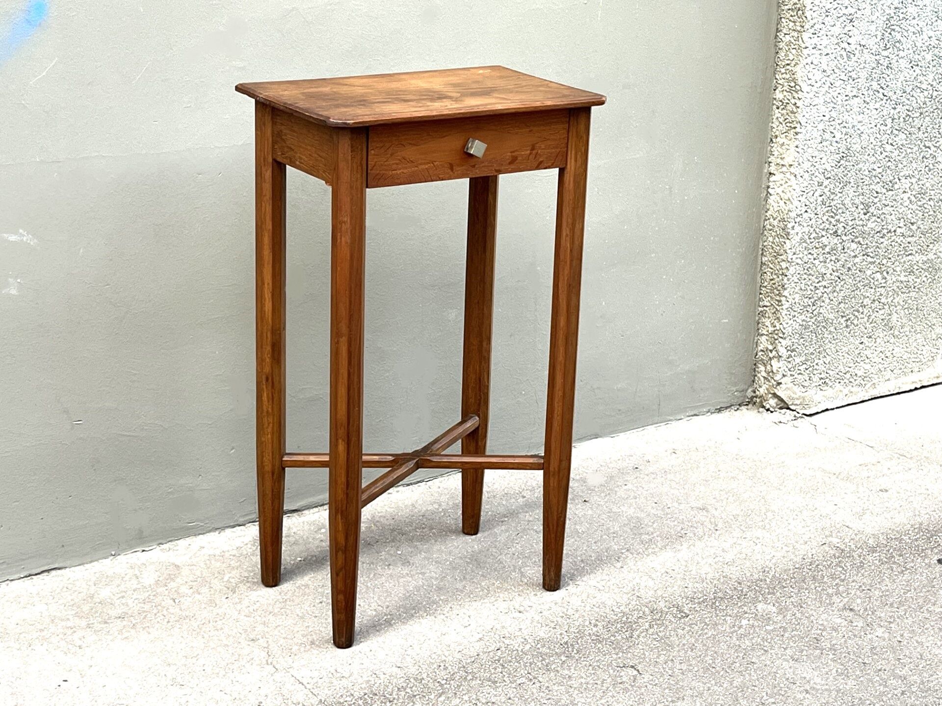 Bedside table of the 30s art deco solid wood.